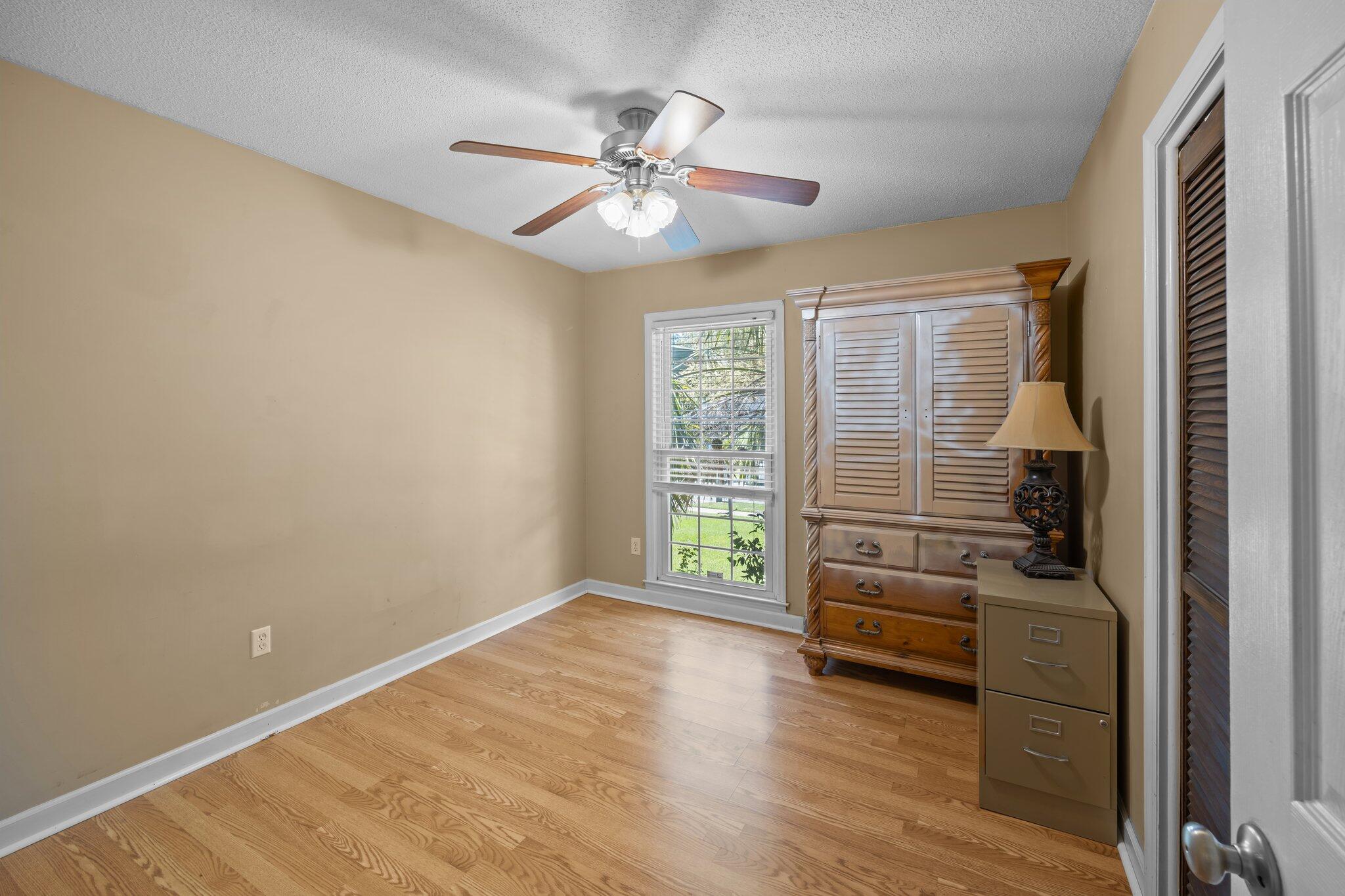 Summerville, South Carolina 29485, United States, 3 Bedrooms Bedrooms, ,2 BathroomsBathrooms,Residential,Active,163444