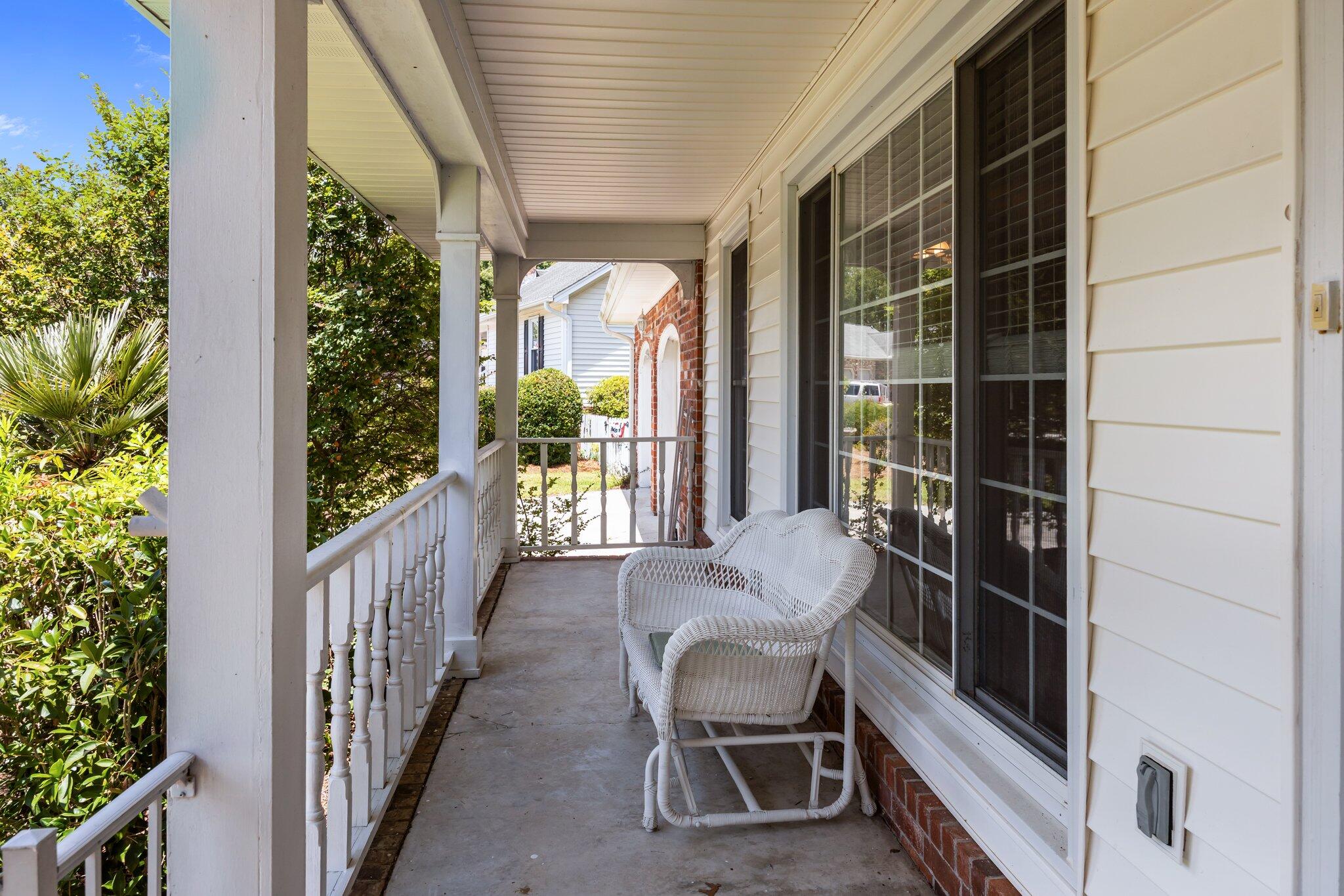 Summerville, South Carolina 29485, United States, 3 Bedrooms Bedrooms, ,2 BathroomsBathrooms,Residential,Active,163444