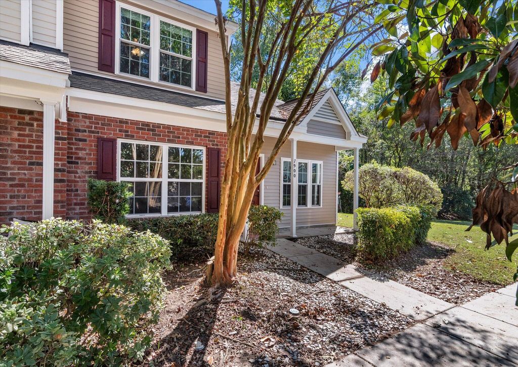 Photo of 7900 Shadow Oak Drive, North Charleston, SC 29406 (MLS # 25029775)