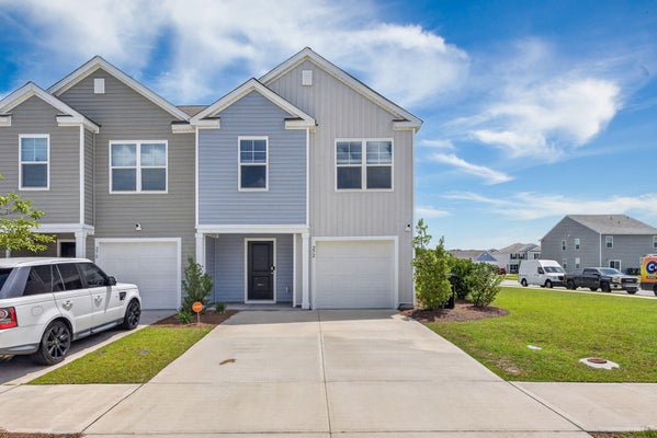 272 BLUE HAW DR, MONCKS CORNER, SC 29461 - Image 94694763fbbf09eebf7a4e93bf6de626/1280557408