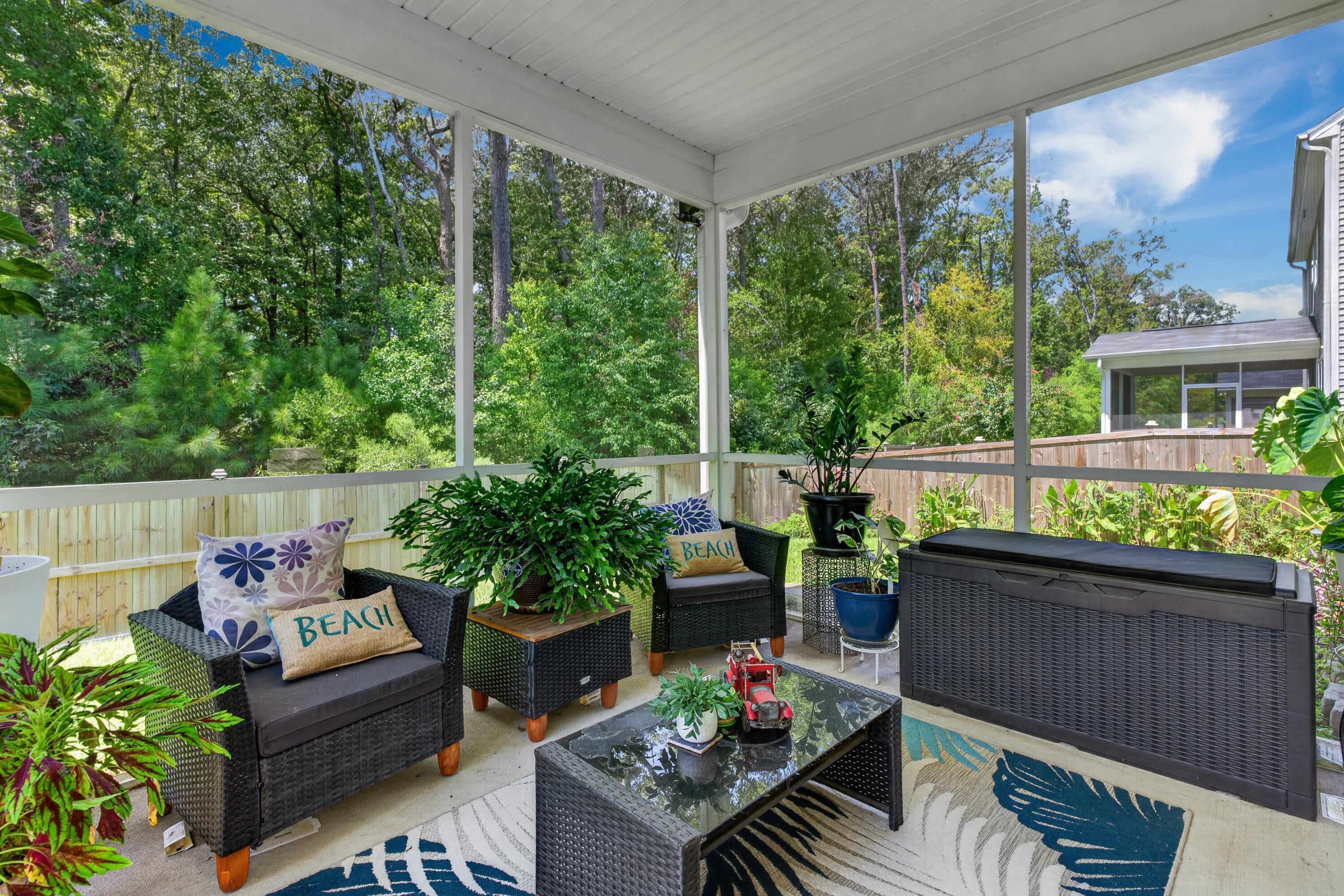 8805 Citronella Way