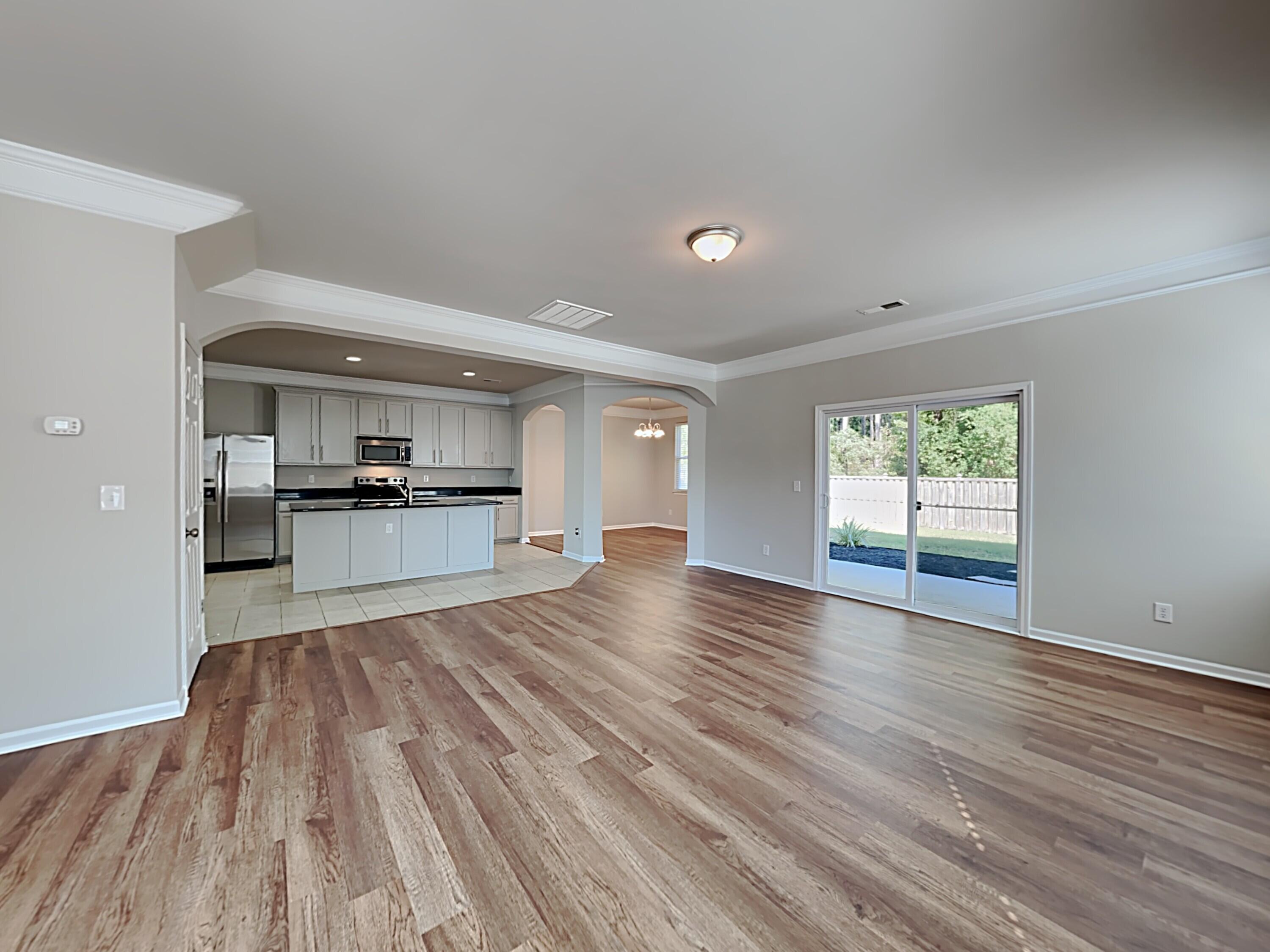 208 Laurel Crest Way