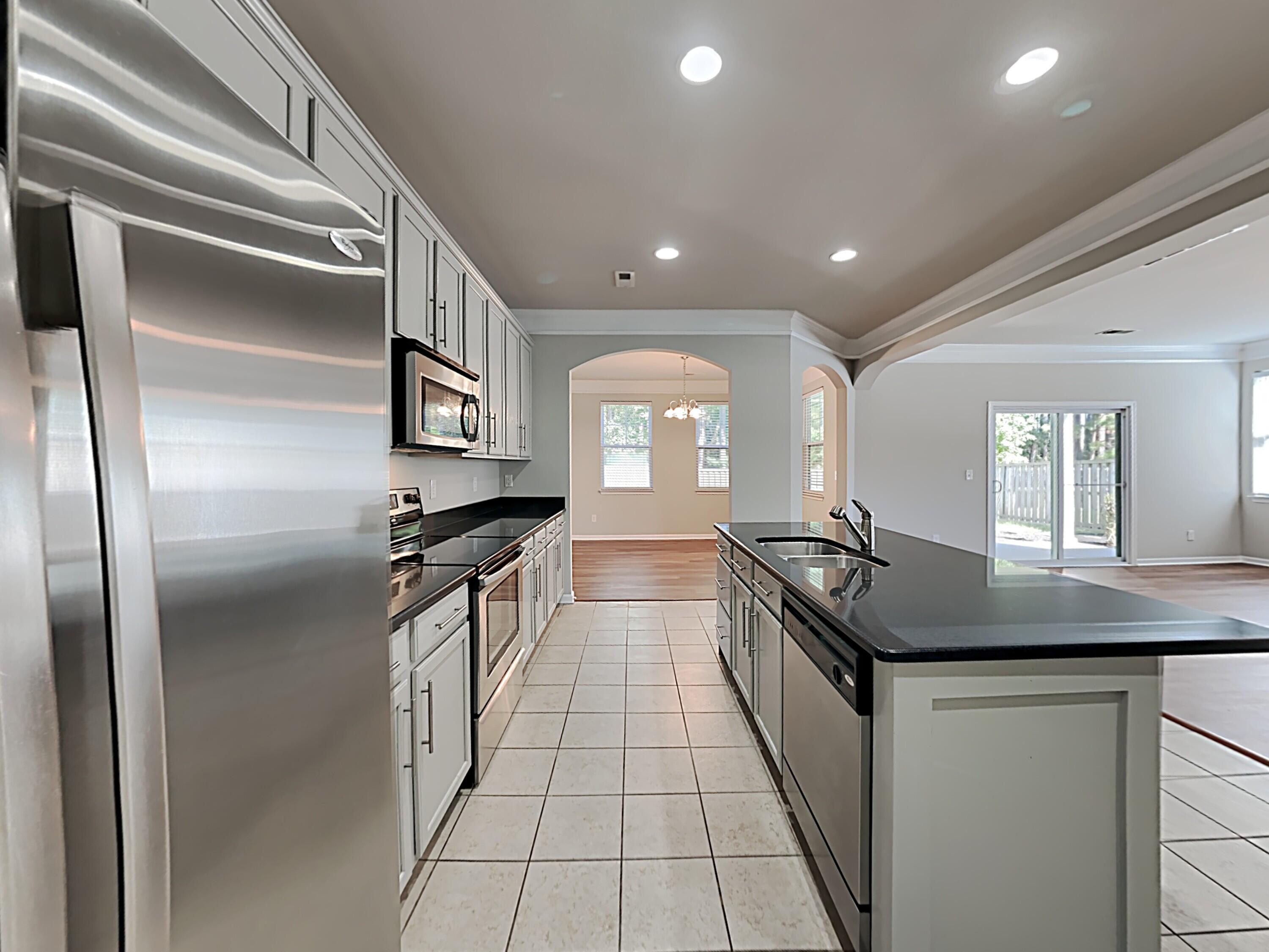 208 Laurel Crest Way