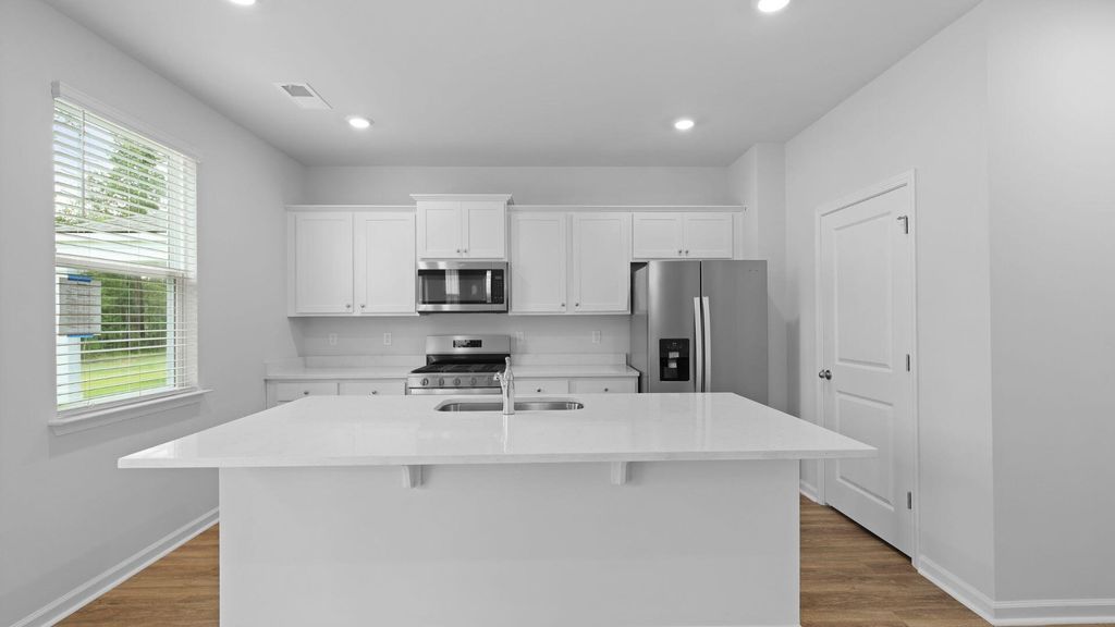 Photo of 1073 Forrest Creek Drive, Summerville, SC 29483 (MLS # 25024801)