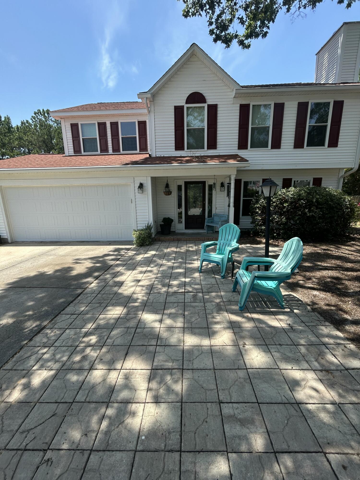 2001 Country Manor Drive