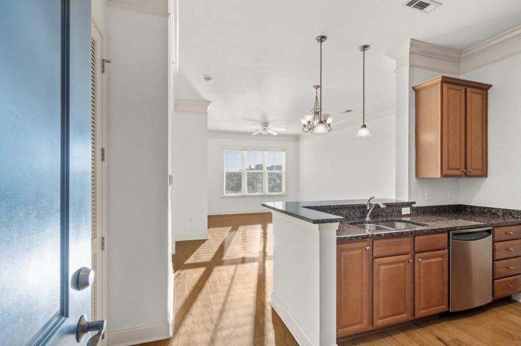 Photo of 200 River Landing Dr #B 403, Charleston, SC 29492 (MLS # 25032888)