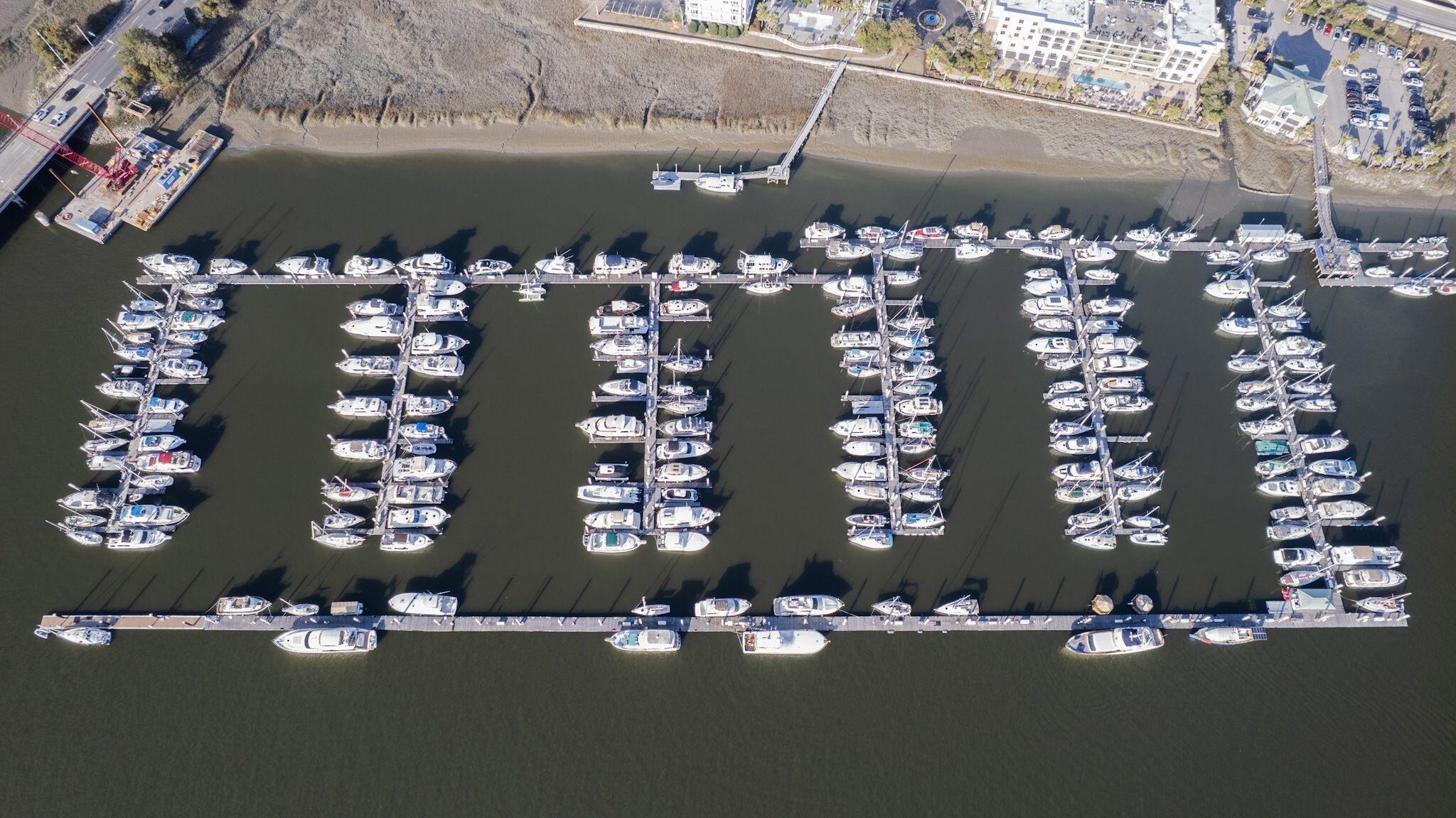 33 Lockwood Drive I-7