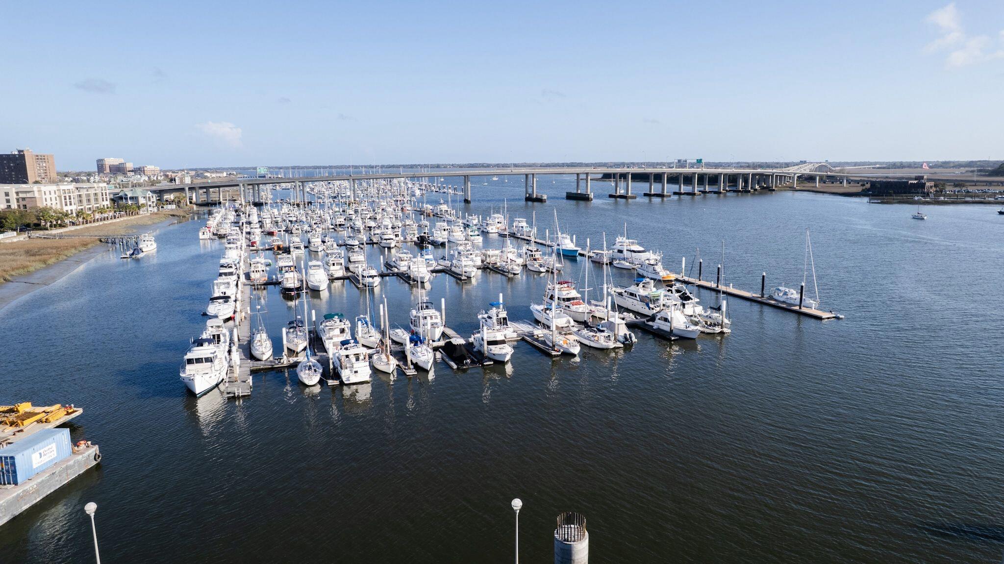 33 Lockwood Drive I-7