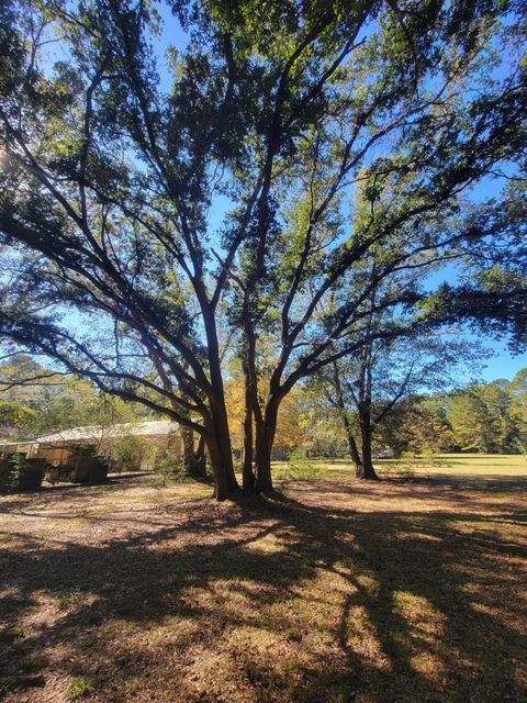 A home in Summerville