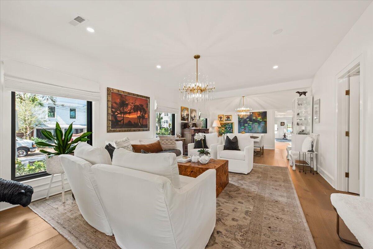 1402 Thompson Avenue