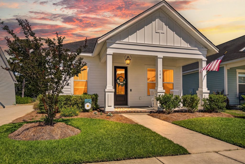 Photo of 106 Grimball Street, Summerville, SC 29486 (MLS # 26014689)