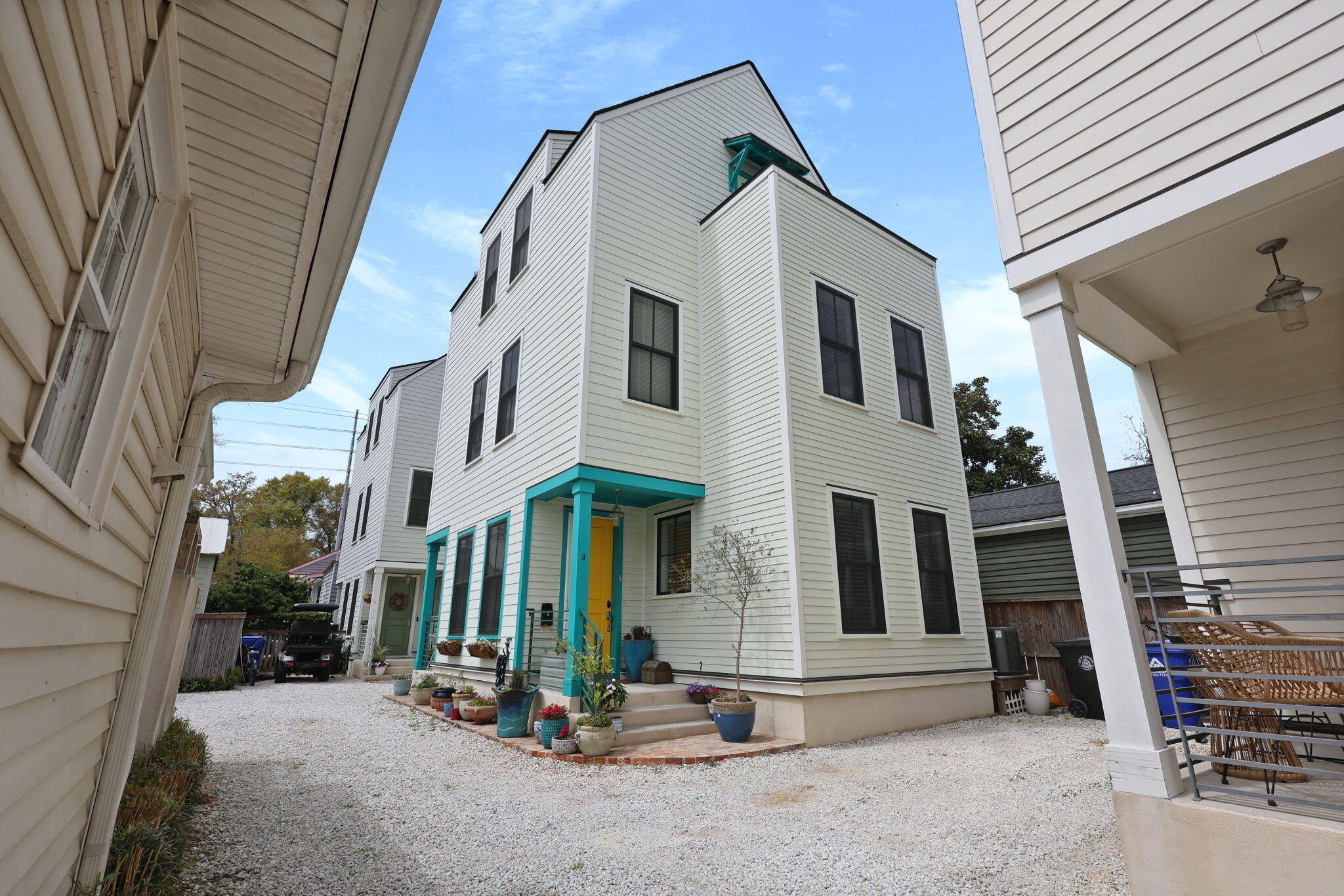 3 1/2 Maranda Holmes Street B