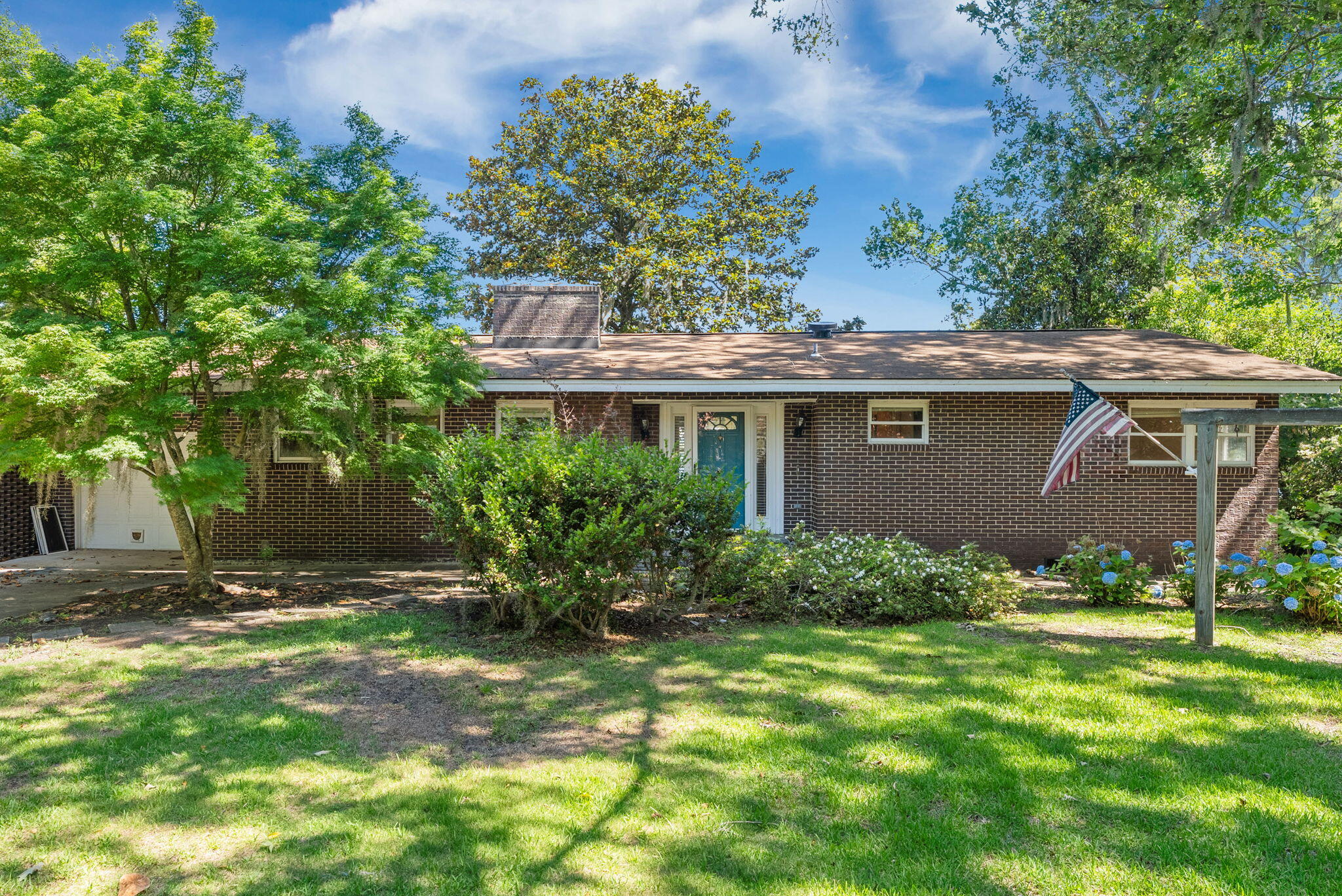 1813 Fishing Island Road
