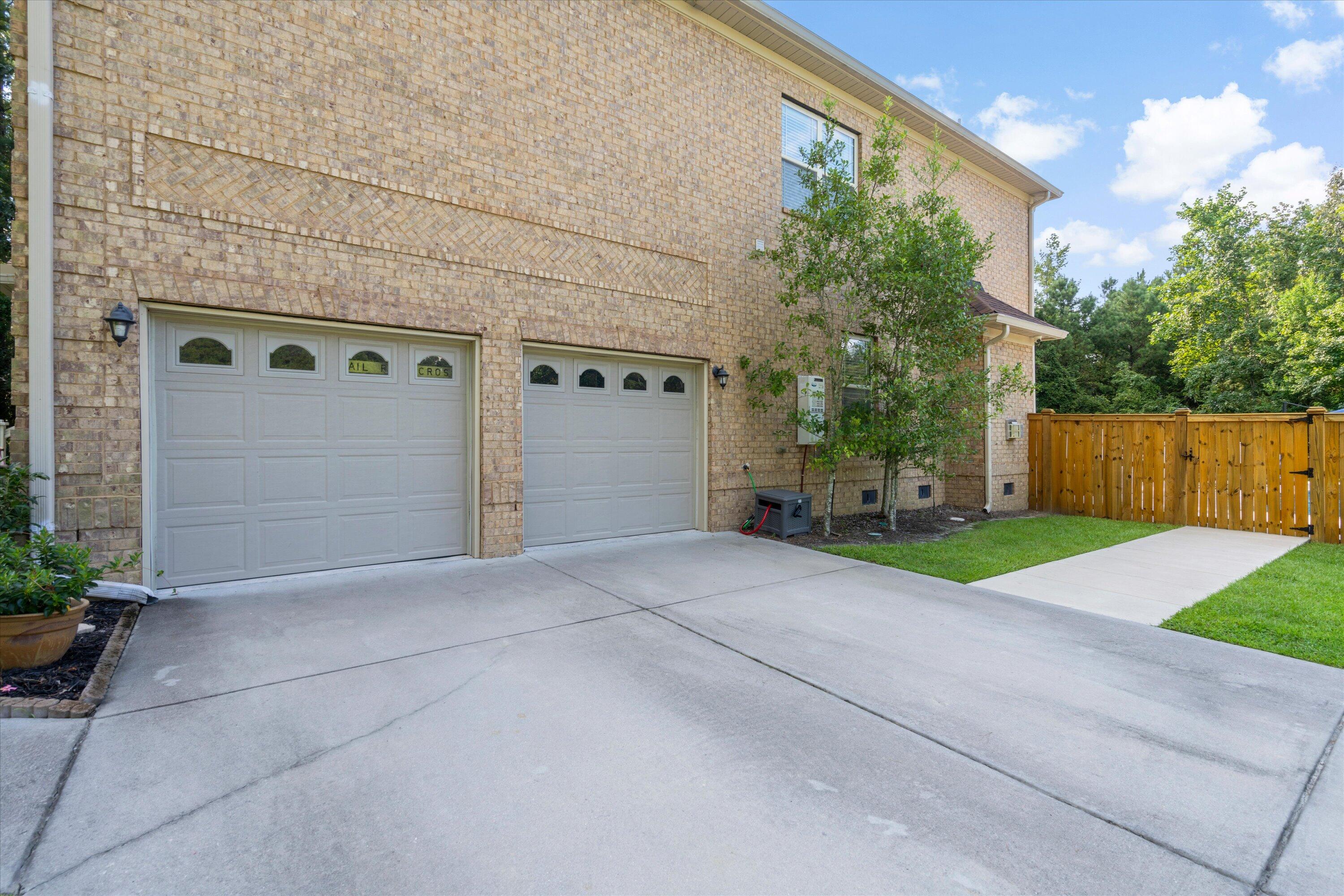 1200 Jump Seed Court