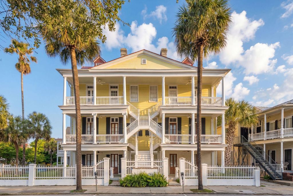 Photo of 212 Calhoun Street #C, Charleston, SC 29401 (MLS # 26007923)