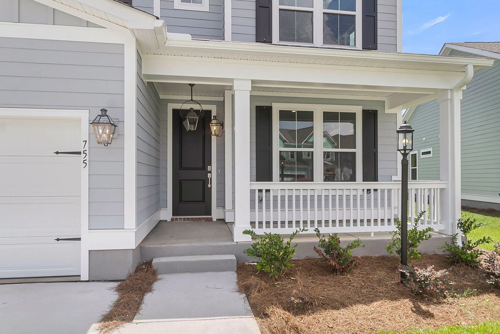 Photo of 755 Maynard Lane, Summerville, SC 29486 (MLS # 25009919)