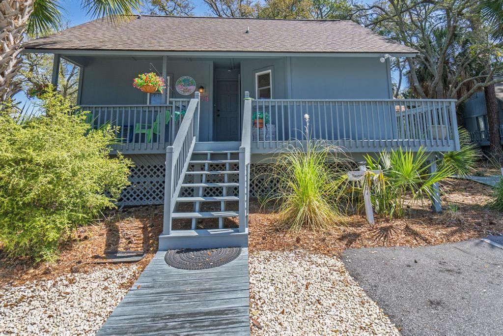 Photo of 204 Sea Cloud Circle, Edisto Island, SC 29438 (MLS # 26008688)