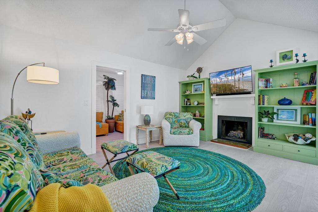 204 Sea Cloud Circle