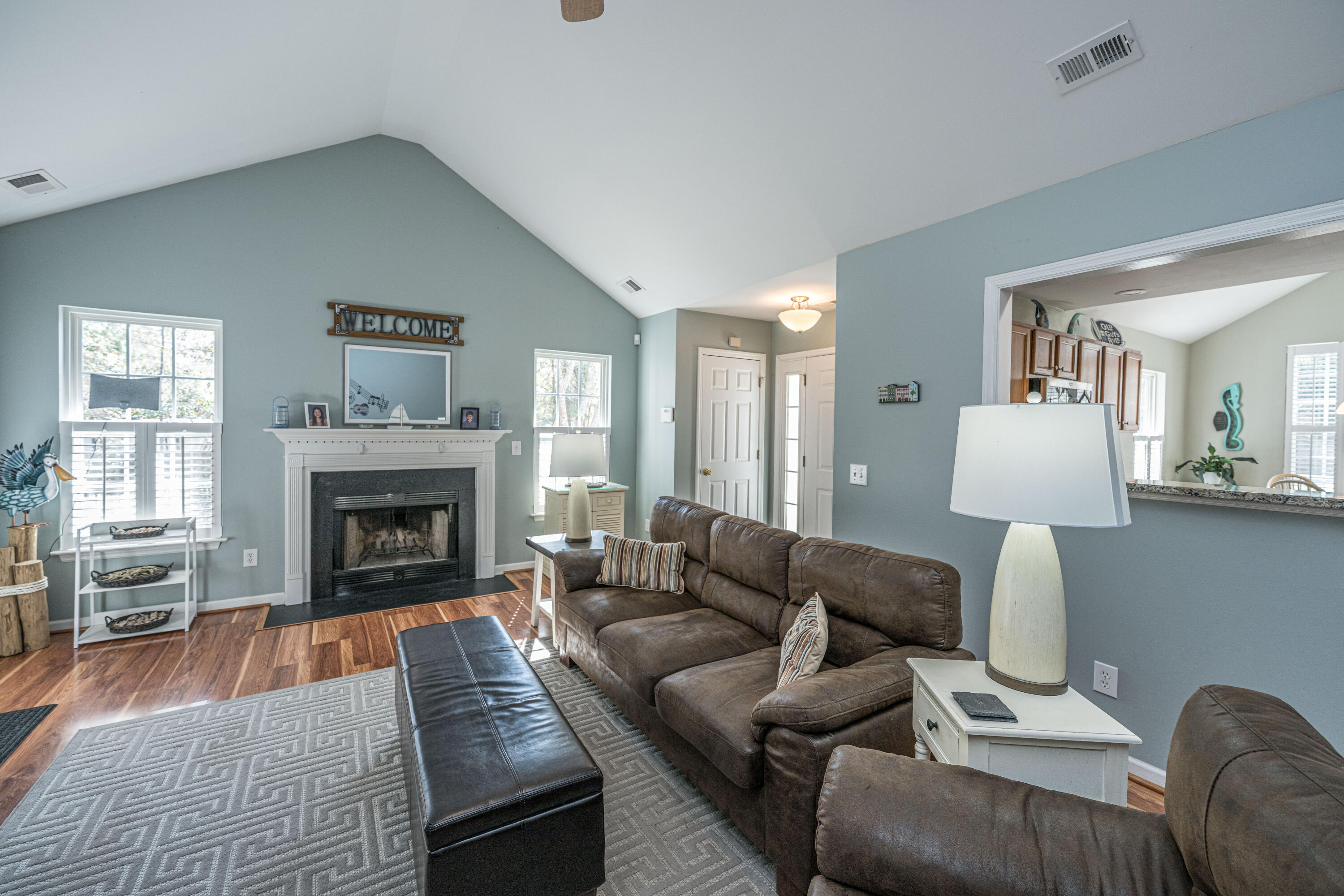 1932 High Meadow Street