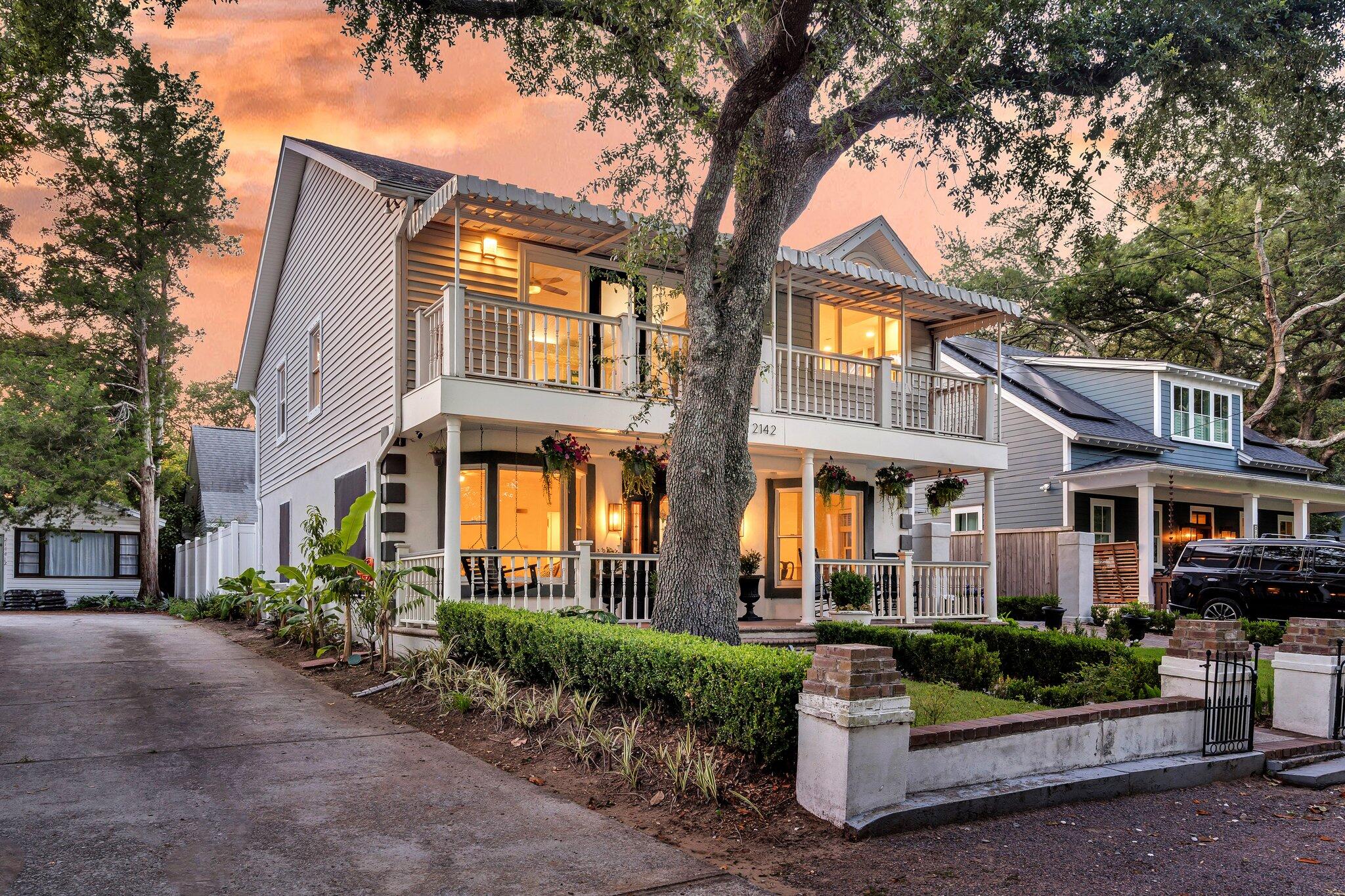 2142 Golfview Drive
