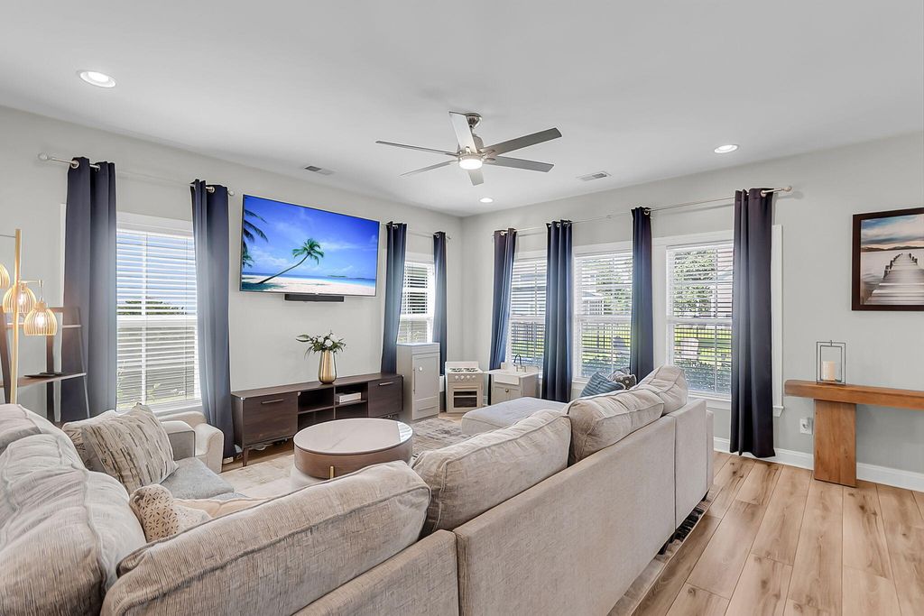 Photo of 1025 Pigeon Point, Johns Island, SC 29455 (MLS # 26014968)