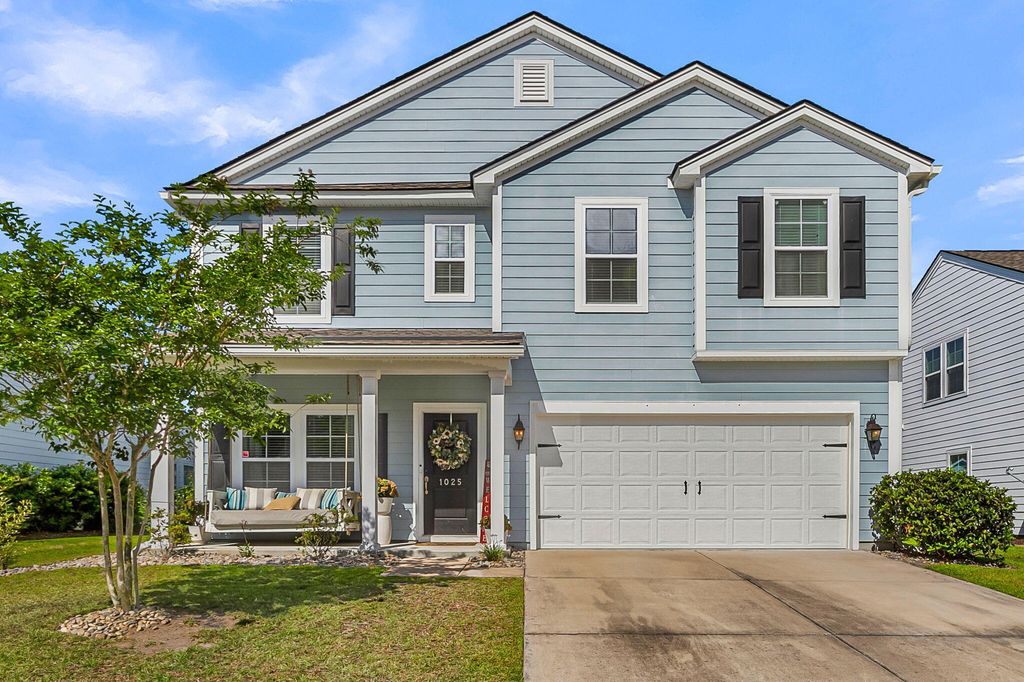Photo of 1025 Pigeon Point, Johns Island, SC 29455 (MLS # 26014968)