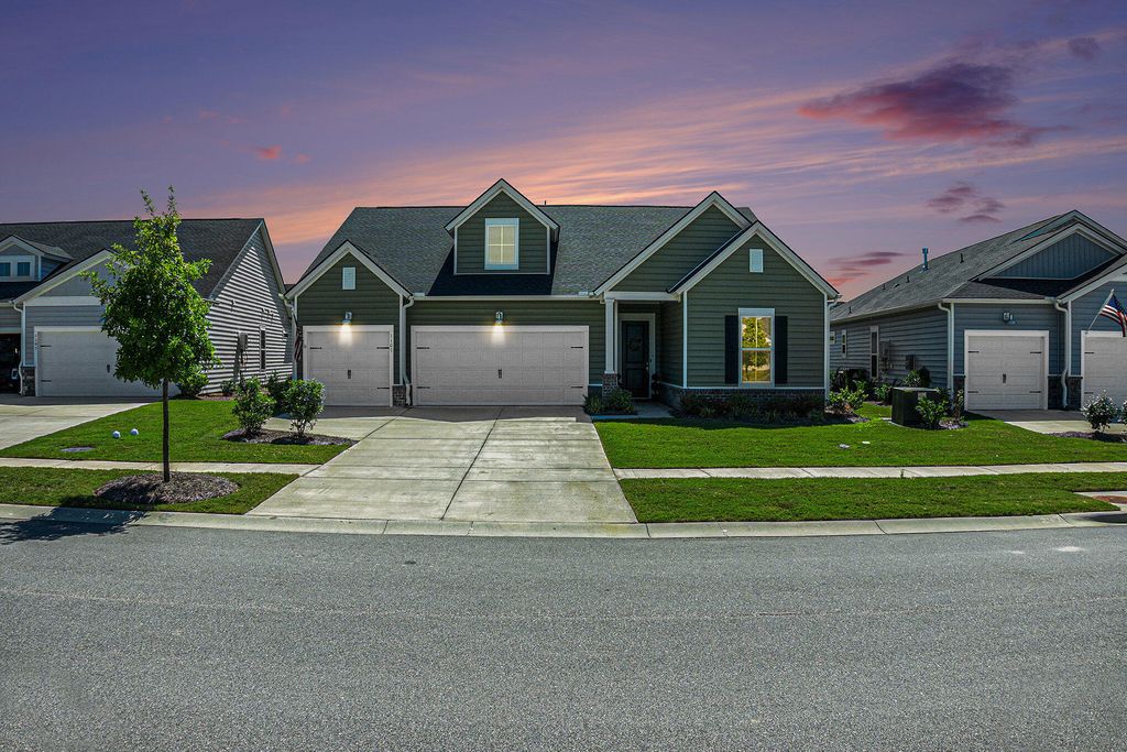 Photo of 1107 Bellweather Lane, Summerville, SC 29485 (MLS # 26001301)