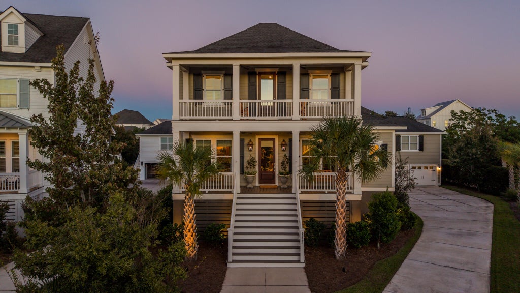 Photo of 1722 Trewin Court, Charleston, SC 29492 (MLS # 26029331)