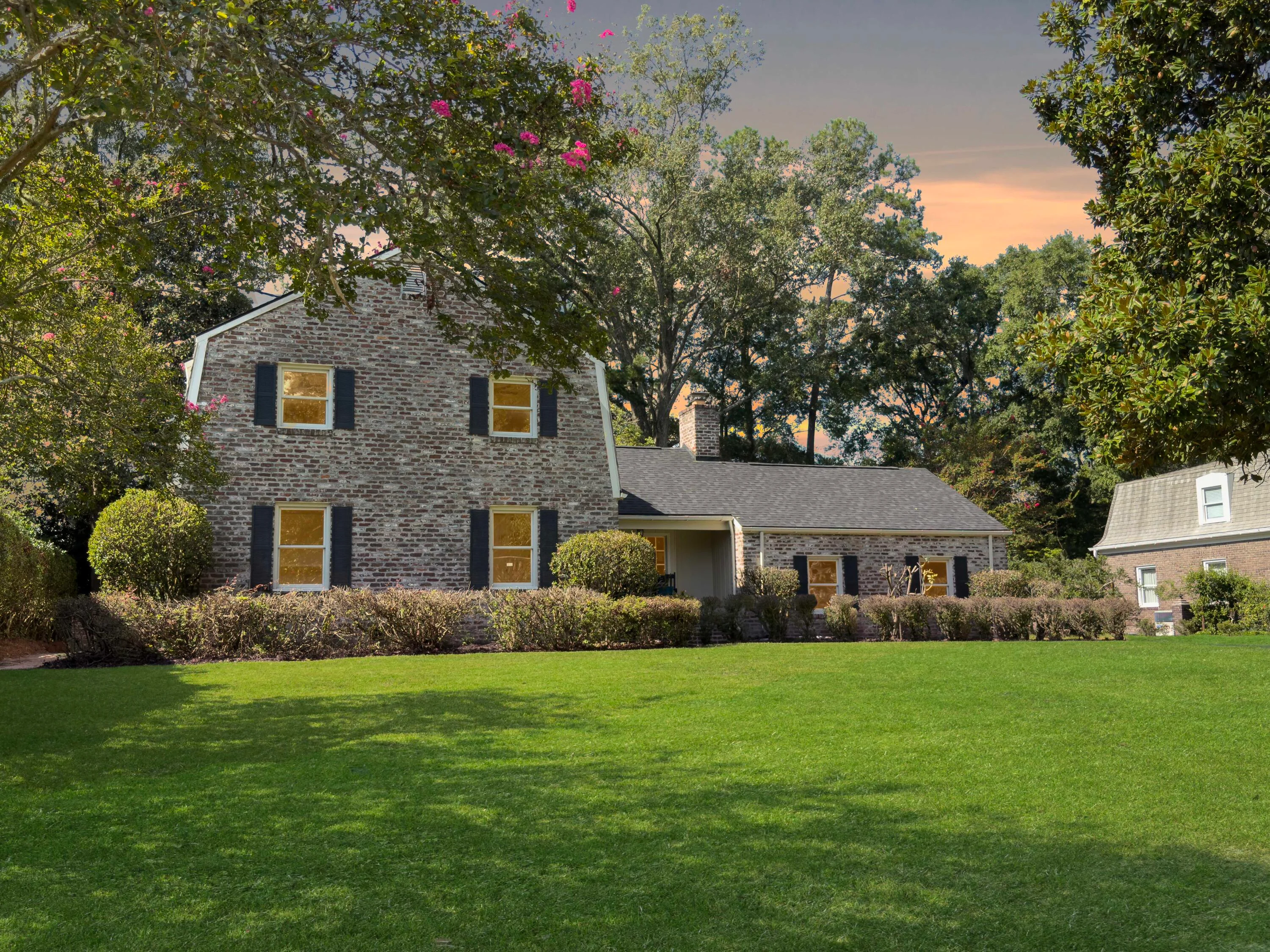 104 Lakeview Drive