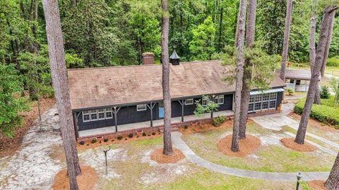 205 Woodlawn Street Walterboro SC 29488