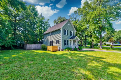 Single Family Residence in Charleston SC 10 Westside Drive 31.jpg