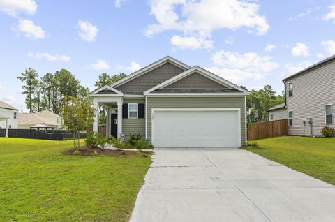 Photo of 105 Ivory Shadow Road, Summerville, SC 29486 (MLS # 26023644)