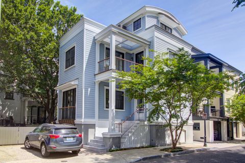 Photo of 18 Corinne Street, Charleston, SC 29403 (MLS # 26011271)