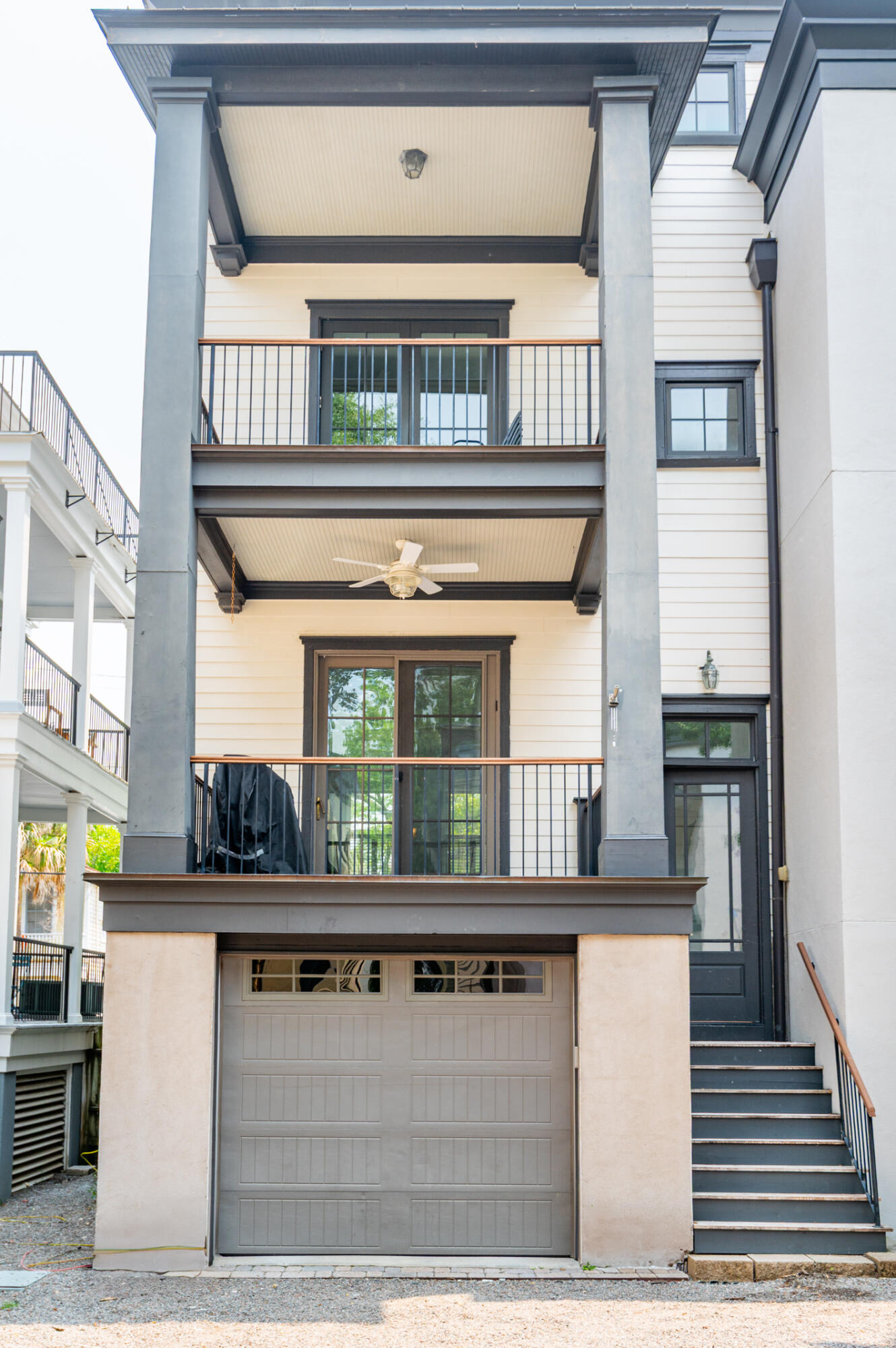 173 Coming Street B