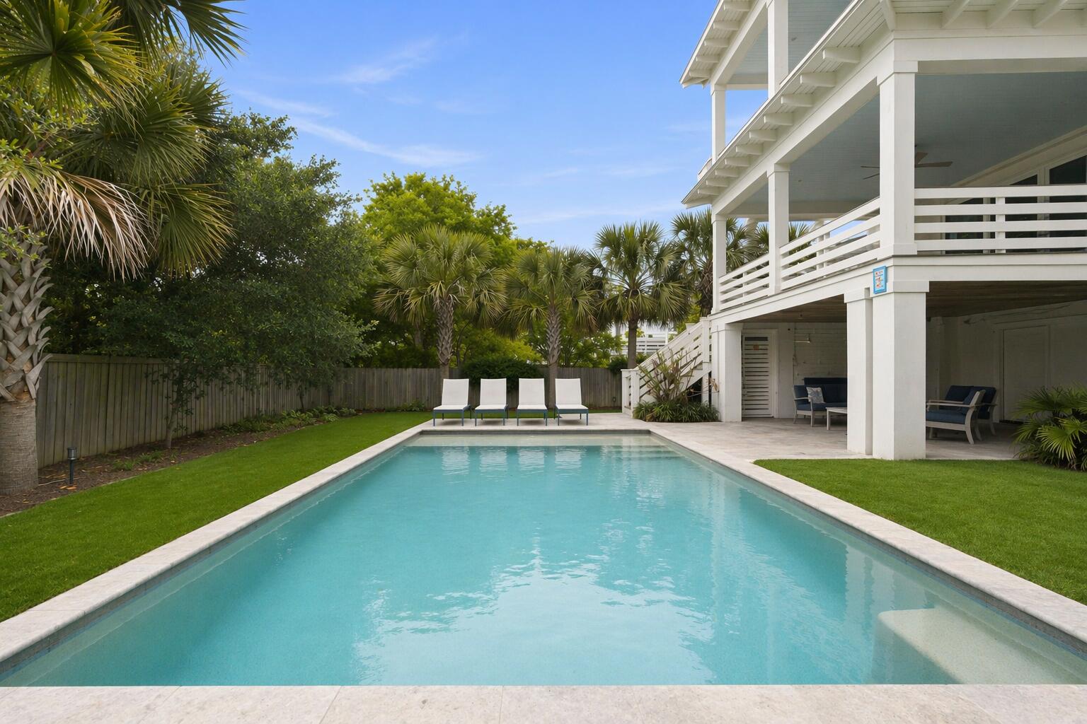 517 Carolina Boulevard