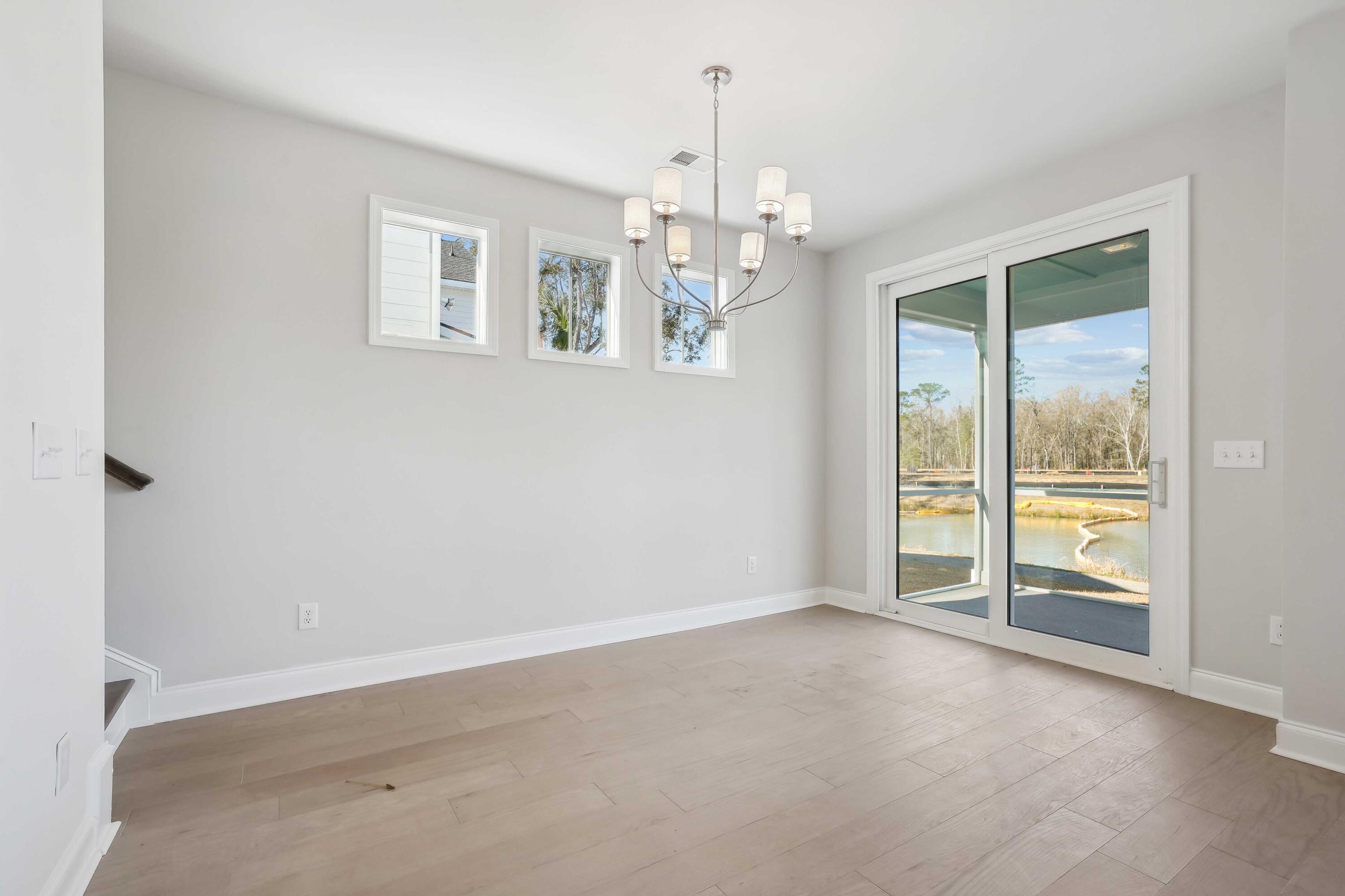 399 Claret Cup Way