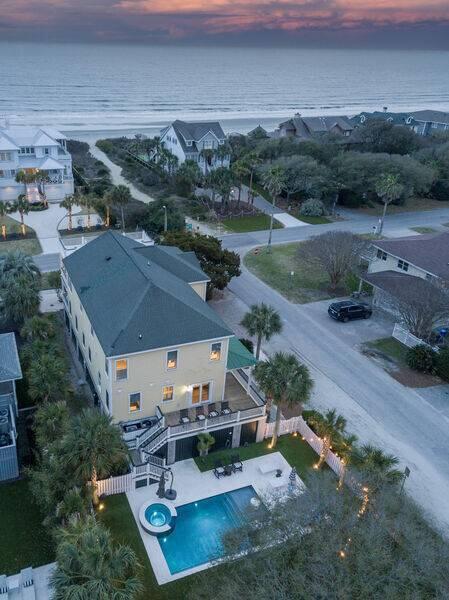 601 Ocean Boulevard