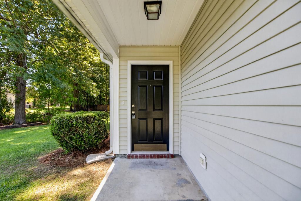 Photo of 103 Bill Park Drive, Summerville, SC 29485 (MLS # 26014095)