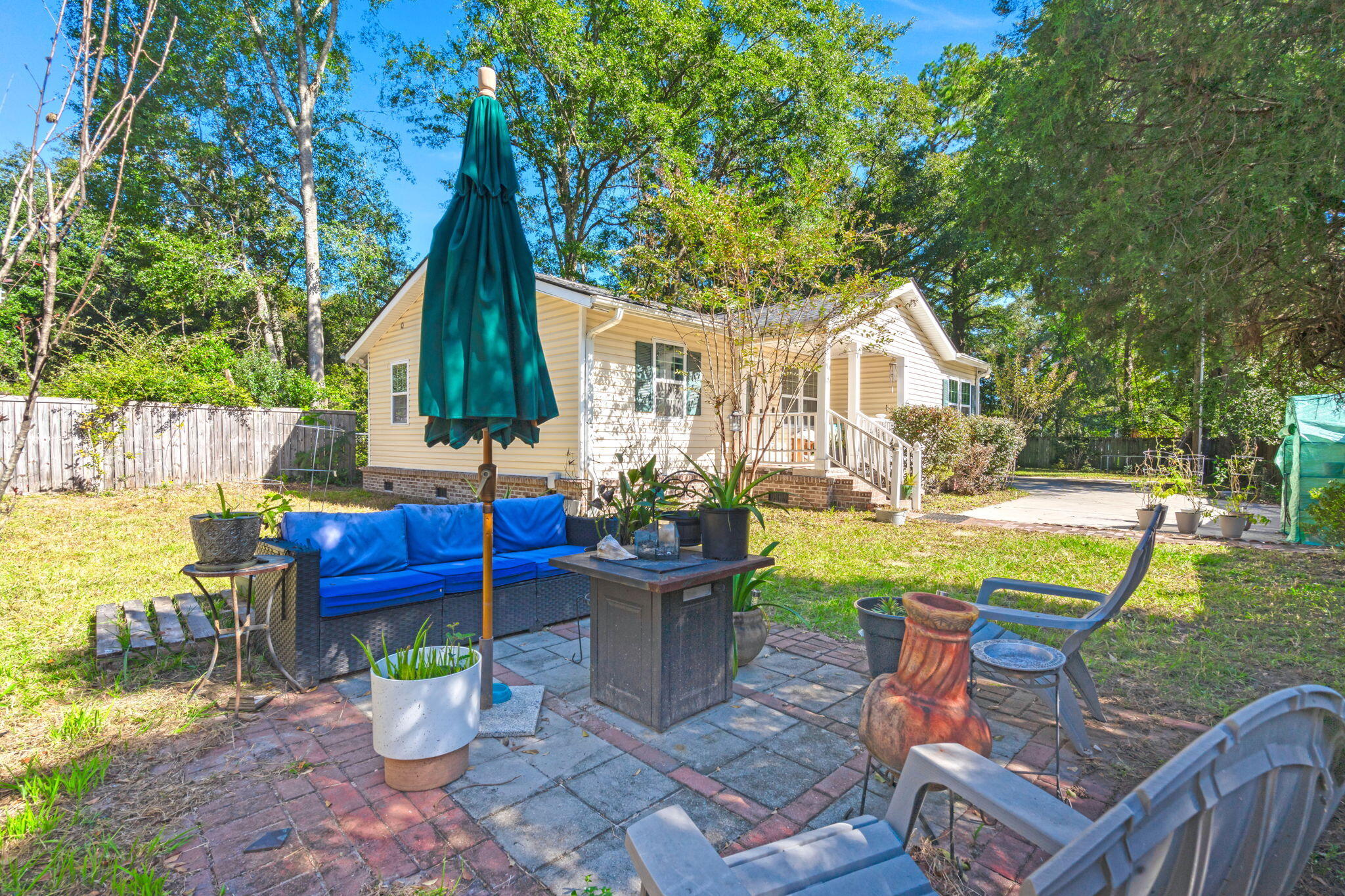 123 Rocky Hill Road
