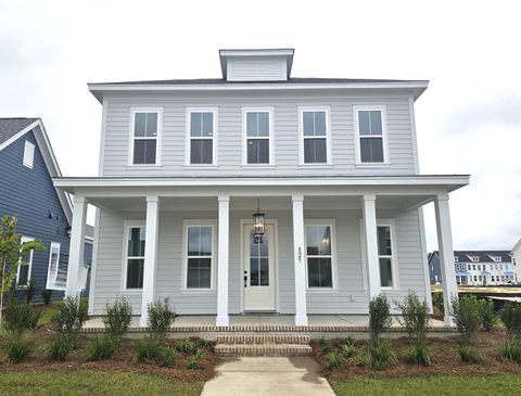 Photo of 825 Gentle Breeze Drive, Summerville, SC 29486 (MLS # 24031121) Photo of 825 Gentle Breeze Drive, Summerville, SC 29486 (MLS # 24031121)