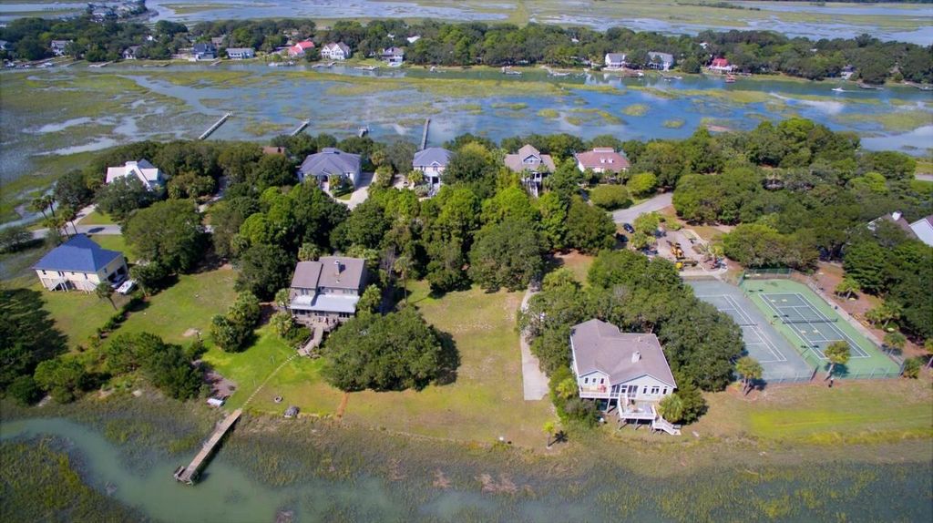 Photo of 261 Little Oak Island Drive, Folly Beach, SC 29439 (MLS # 25022815)