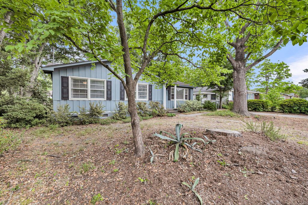 Photo of 1326 Stoney Street, Charleston, SC 29407 (MLS # 26012702)