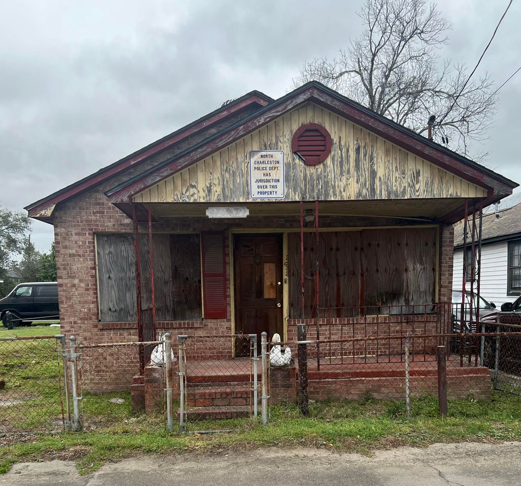 Photo of 2032 Groveland Avenue, North Charleston, SC 29405 (MLS # 26007036)