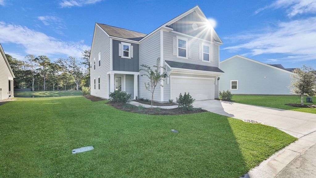 Photo of 328 Dickerson Lane, Summerville, SC 29485 (MLS # 25028349)