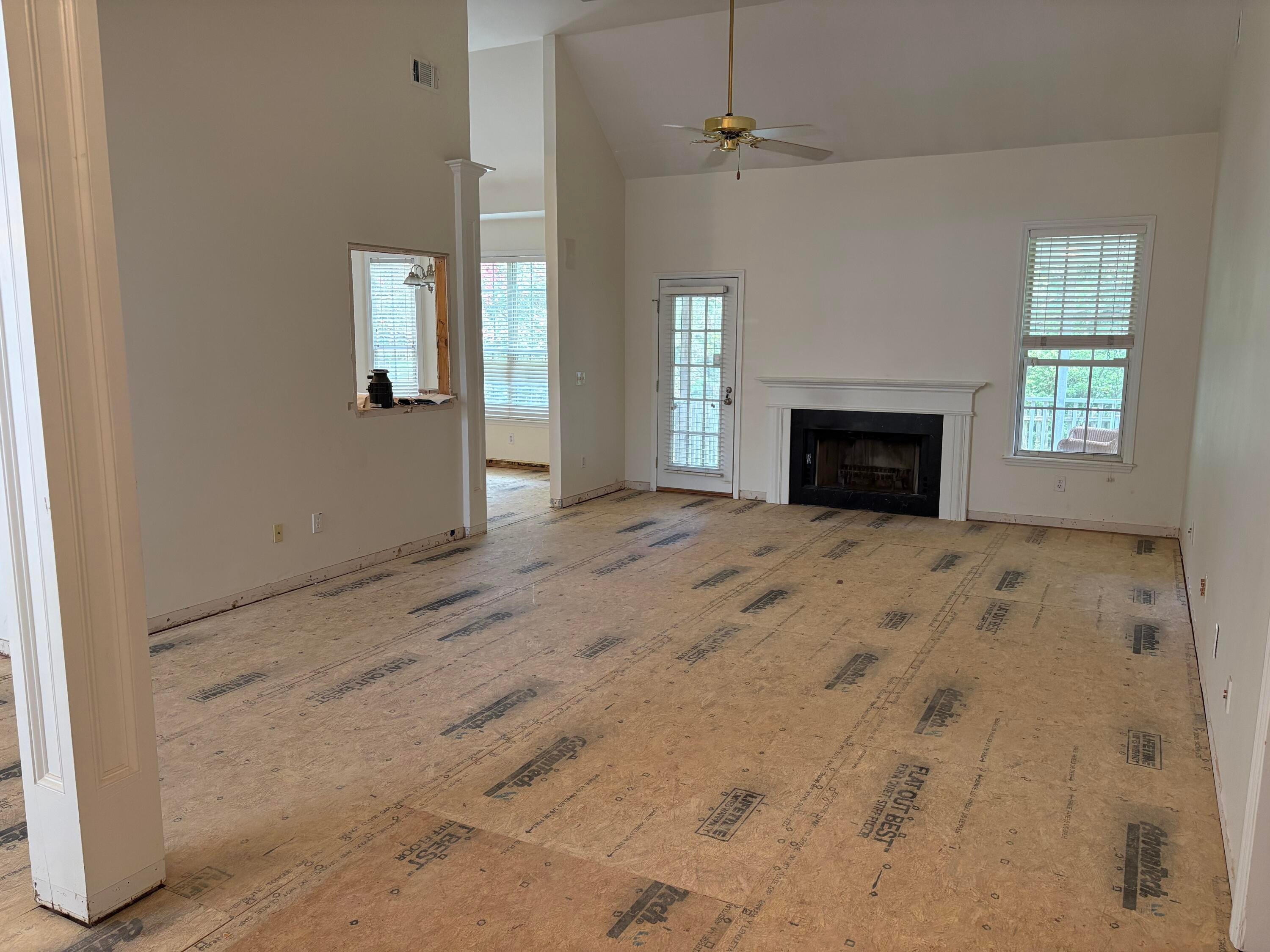2744 Waterpointe Circle