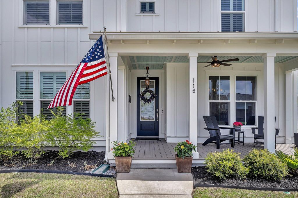 Photo of 116 Backhurst Drive, Summerville, SC 29486 (MLS # 26001980)