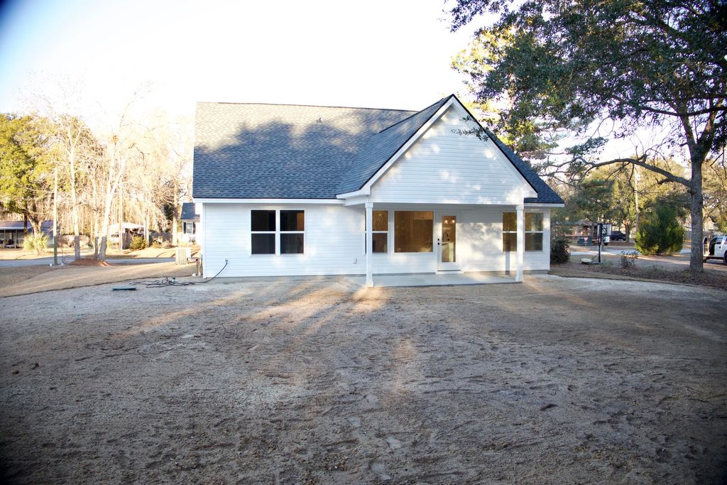 Photo of 6239 Ballpark Road, Hollywood, SC 29449 (MLS # 26001927)