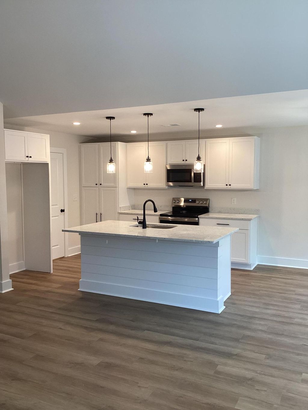 Photo of 6239 Ballpark Road, Hollywood, SC 29449 (MLS # 26001927)