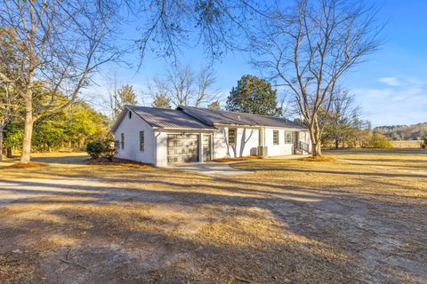 A home in Pineville