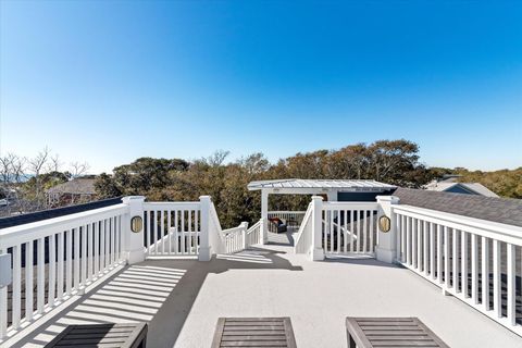 A home in Isle of Palms